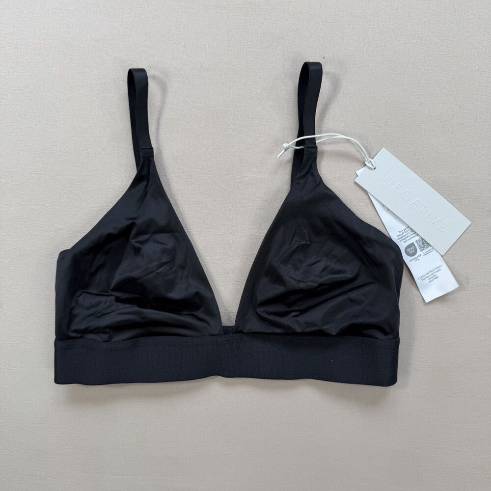 NEW Negative Glace Triangle Bra Size 2 Black Wireless Adjustable Straps